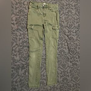 Old Navy Rockstar Jeggings. Size 16.